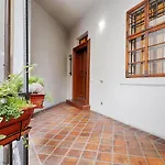 Luxury Karmelitska 2B Apartment